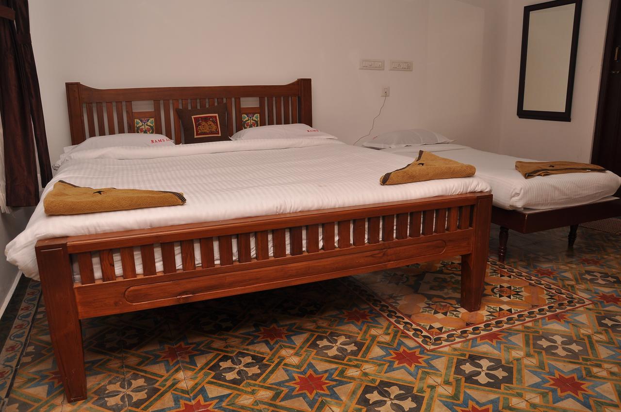 Rams Inn Thanjavur Εξωτερικό φωτογραφία