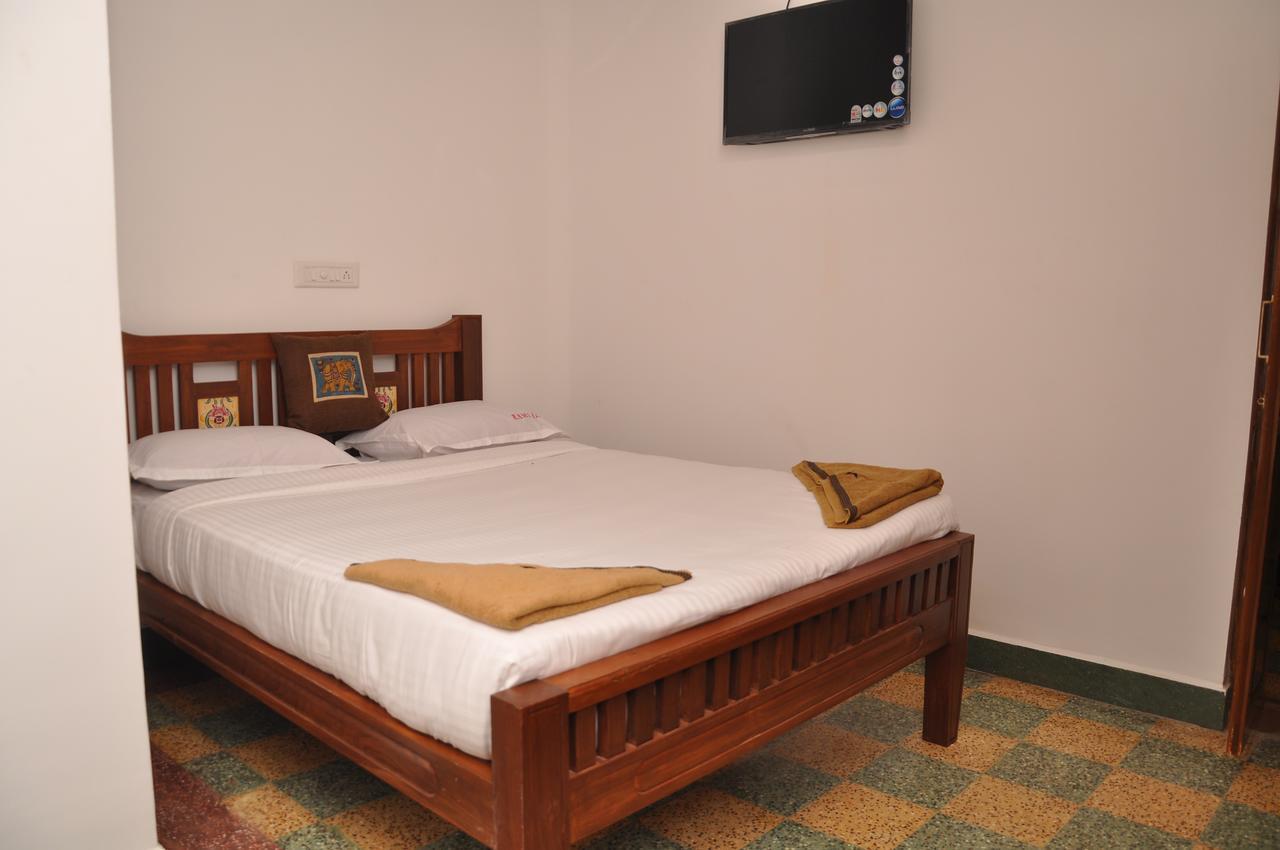 Rams Inn Thanjavur Εξωτερικό φωτογραφία
